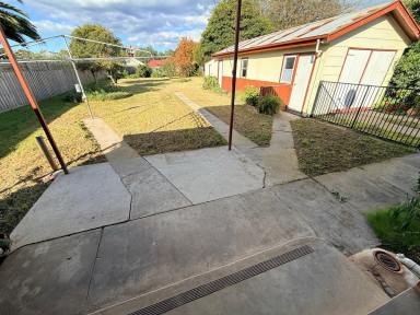 House Leased - VIC - Sale - 3850 - Spacious Living in a Quiet, Convenient Location  (Image 2)