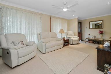 House For Sale - NSW - Raymond Terrace - 2324 - LAKESIDE LIVING MADE EASY!  (Image 2)
