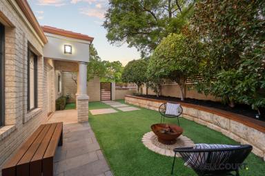 House For Sale - WA - Manning - 6152 - STYLE, SPACE & SOPHISTICATION  (Image 2)