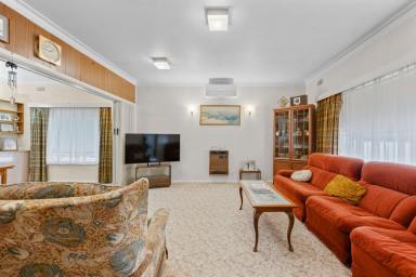 House For Sale - VIC - Mildura - 3500 - VALUE & SPACE  (Image 2)