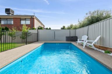 House For Sale - VIC - Kangaroo Flat - 3555 - Parkland Views, Brand New Pool and 13KW Solar With 32KW Battery (Image 2)