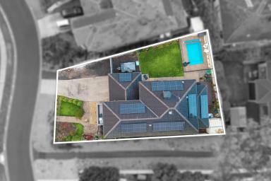 House For Sale - VIC - Kangaroo Flat - 3555 - Parkland Views, Brand New Pool and 13KW Solar With 32KW Battery  (Image 2)