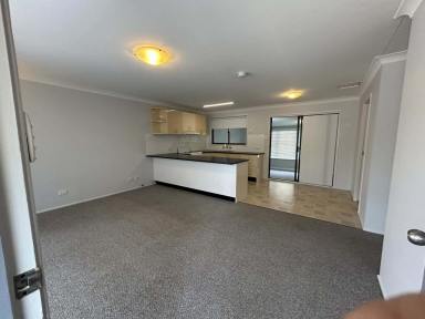House For Lease - NSW - Tamworth - 2340 - Three Bedroom North Tamworth House  (Image 2)