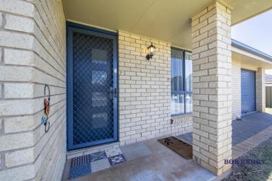 House For Lease - NSW - Dubbo - 2830 - Family Friendly Location close to Schools, shops, parks and transport  (Image 2)
