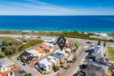 House For Sale - WA - Hillarys - 6025 - A Sophisticated Shoreside Sanctuary  (Image 2)