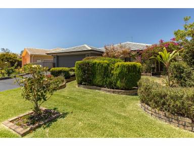 House For Lease - NSW - Forster - 2428 - Three bedroom Housein Quiet Cul-de-sac  (Image 2)