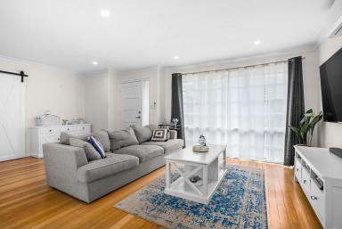 Unit For Lease - VIC - Mentone - 3194 - QUIET BLOCK l MODERN UPDATES l WALK TO THE BEACH  (Image 2)