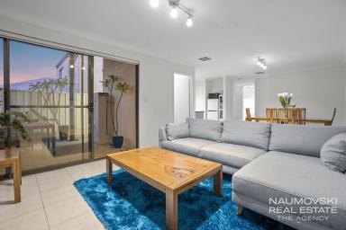 House For Sale - WA - Nollamara - 6061 - EFFORTLESS PARKSIDE LIVING! (Image 2)