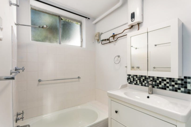 Unit For Lease - WA - Wembley Downs - 6019 - Unfurnished unit in prime location  (Image 2)