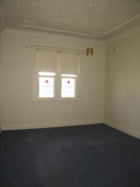 House For Lease - NSW - New Lambton - 2305 - SPACIOUS BEDROOMS & GENEROUS YARD!  (Image 2)