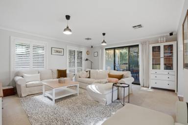 House For Sale - TAS - Blackstone Heights - 7250 - Spacious Family Home on ¼ Acre  (Image 2)