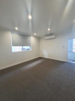 Unit For Lease - NSW - Wollongong - 2500 - Near New Renovated CBD Unit  (Image 2)