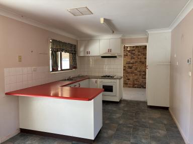 House For Sale - NSW - Warialda - 2402 - Space, Potential and Location Opportunity Awaits  (Image 2)