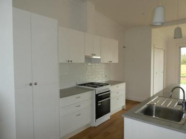 House For Lease - VIC - Bairnsdale - 3875 - RENOVATED SCHOOLHOUSE  (Image 2)