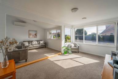 House For Sale - VIC - Portland - 3305 - Versatility Gives You Options!  (Image 2)