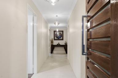 House For Sale - WA - Brabham - 6055 - Large Family Home  (Image 2)