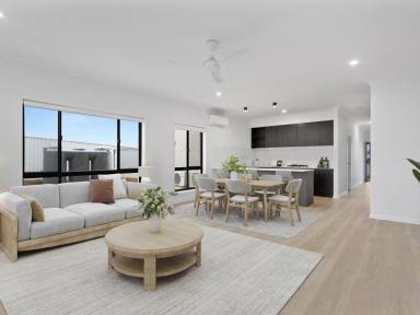 Townhouse For Sale - NSW - Old Bar - 2430 - BRAND NEW 4 BEDROOM TOWNHOUSE  (Image 2)