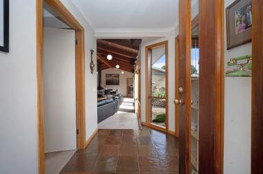 House For Sale - VIC - Hamilton - 3300 - Relaxed living in a quiet, convenient location  (Image 2)