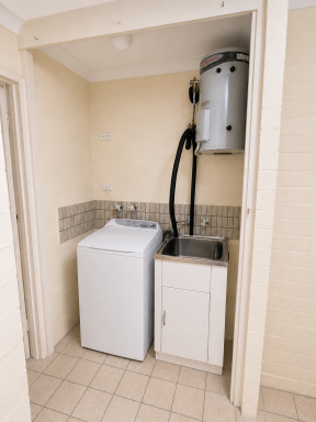 Unit For Lease - WA - South Perth - 6151 - NEW TO MARKET!!  (Image 2)
