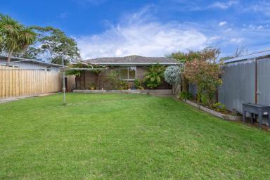 House For Sale - VIC - Seaford - 3198 - Location Location Location....  (Image 2)