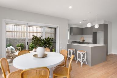 House For Sale - NSW - Mittagong - 2575 - 'The Pines' In The Heart Of Mittagong  (Image 2)