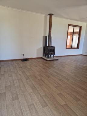 House Leased - WA - Hopetoun - 6348 - 2x1 Home with Sunroom  (Image 2)