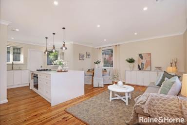 House For Sale - NSW - Bundanoon - 2578 - Charm & Sophistication- Stylish, Light-Filled Living in the Heart of Bundanoon  (Image 2)