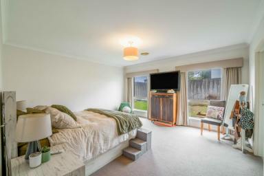 House For Sale - VIC - Portland - 3305 - Great Family Home In Great Location!  (Image 2)