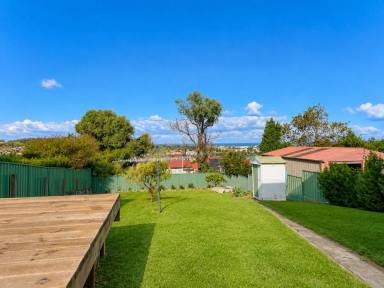 House For Lease - NSW - Warrawong - 2502 - 3 Bedroom Home with Views  (Image 2)