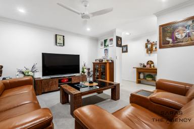 House For Sale - WA - Baldivis - 6171 - EFFORTLESS MODERN LIVING IN A PRIME PARKSIDE LOCATION!!  (Image 2)