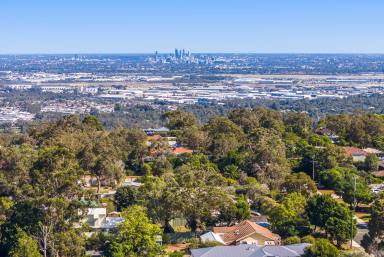 House For Sale - WA - Kalamunda - 6076 - ITS A HIDDEN GEM!!  (Image 2)