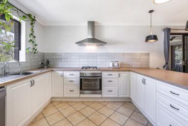 House For Sale - WA - Kalamunda - 6076 - ITS A HIDDEN GEM!!  (Image 2)