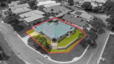 House For Lease - QLD - Mount Sheridan - 4868 - Spacious & Secure Airconditioned Family Home - Office - Solar  (Image 2)