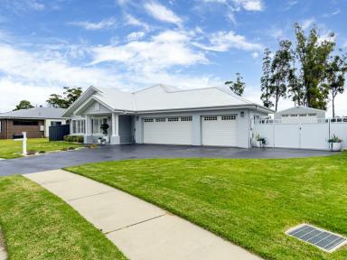 House For Sale - NSW - Kalaru - 2550 - YOU WON'T FIND BETTER THAN THIS!  (Image 2)