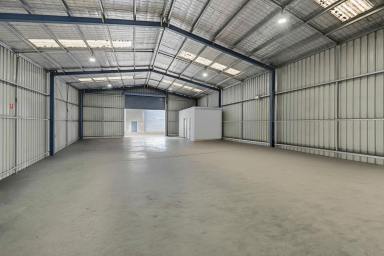 Industrial/Warehouse For Lease - VIC - North Bendigo - 3550 - Affordable Industrial 1 Unit  (Image 2)