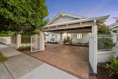 House For Sale - WA - South Perth - 6151 - A CONTEMPORARY CLASSIC  (Image 2)