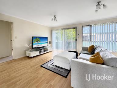 House For Sale - NSW - Inverell - 2360 - Well-Appointed Duplex with Strong Rental Returns  (Image 2)