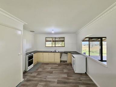 House For Lease - NSW - Naughtons Gap - 2470 - 3 Bedroom Farm House  (Image 2)