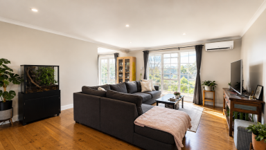 House For Sale - NSW - Murrumbateman - 2582 - Motivated Sellers - Exceptional Value on 1000m² (Image 2)