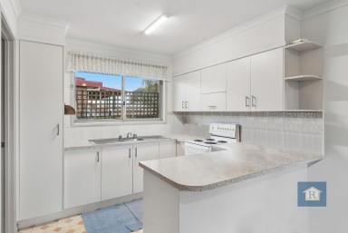 Unit For Sale - VIC - Colac - 3250 - Neat, Comfortable and Close to Town…  (Image 2)