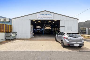 Industrial/Warehouse Sold - QLD - Toowoomba City - 4350 - SOLD - OFF-MARKET  (Image 2)