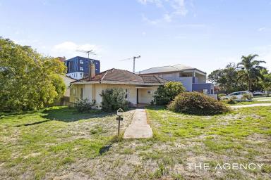 House For Sale - WA - Como - 6152 - Renovate or Develop  (Image 2)