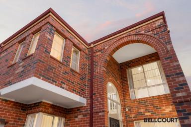 House For Sale - WA - South Perth - 6151 - WARM & WELCOMING  (Image 2)