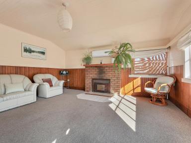 House For Lease - TAS - Bicheno - 7215 - Charming Two Bedroom Cottage in Convenient Location  (Image 2)