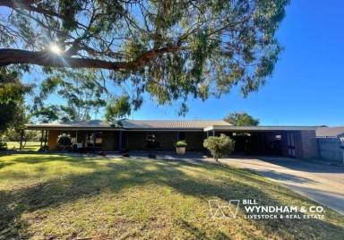 House Leased - VIC - Bairnsdale - 3875 - Character Filled Family Home Near the Mitchell River- APPLICATION PENDING  (Image 2)