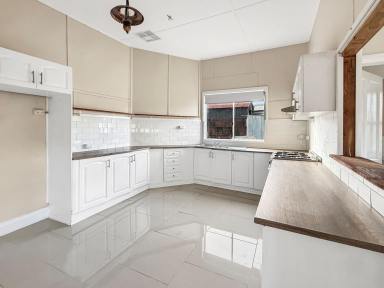 House For Sale - NSW - Grong Grong - 2652 - RENOVATED COUNTRY CHARM ON A GENEROUS BLOCK  (Image 2)