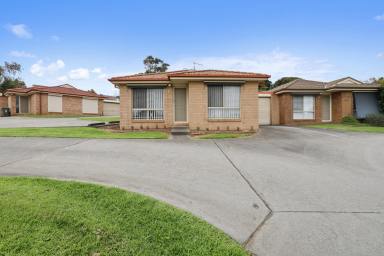 Unit For Sale - VIC - Drouin - 3818 - Low-Maintenance Living in a Prime Drouin Location  (Image 2)