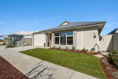 House For Sale - WA - Yanchep - 6035 - Your castle by the beach  (Image 2)