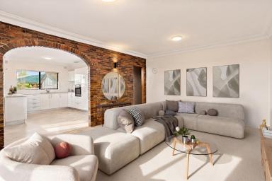 Apartment For Sale - NSW - Wollongong - 2500 - City Fringe Living in Block of 4  (Image 2)