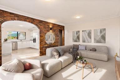 Apartment For Sale - NSW - Wollongong - 2500 - City Fringe Living in Block of 4  (Image 2)